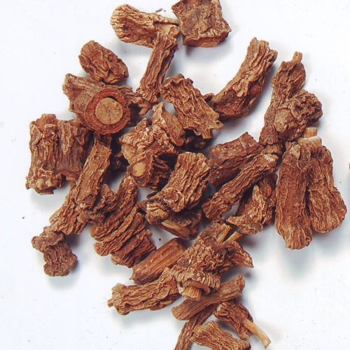 a pile of brown Hemidesmus Indicus root pieces